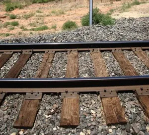 وظيفة حكومية - عامل سكك قطارات