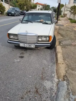 سيارة للبيع موديل 1983