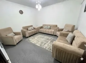 عرض خاص يوم واحد فقط كنب 9مقاعد مع طاولة وسط بسعر 200