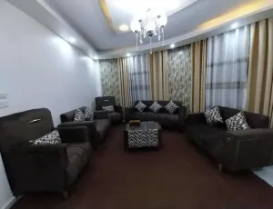 عرض خاص يوم واحد فقط كنب 9مقاعد مع طاولة وسط بسعر 200