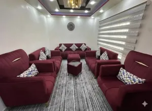 عرض خاص يوم واحد فقط كنب 9مقاعد مع طاولة وسط بسعر 200