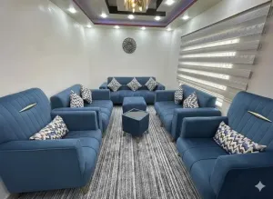 عرض خاص يوم واحد فقط كنب 9مقاعد مع طاولة وسط بسعر 200