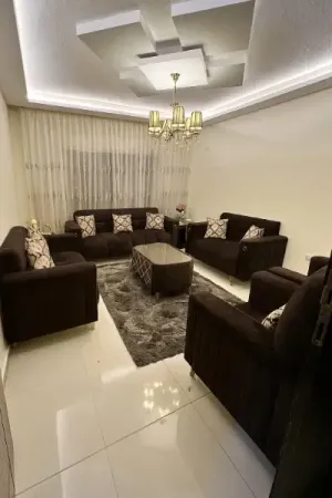 عرض خاص يوم واحد فقط كنب 9مقاعد مع طاولة وسط بسعر 200