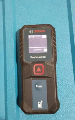 متر ليزر بوش مستعمل للبيع