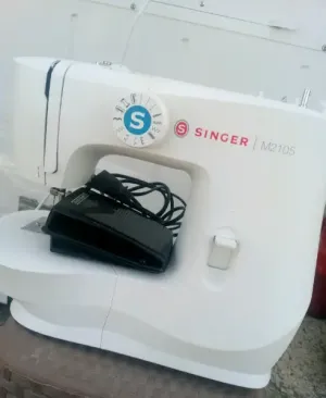السلام عليكم عندي مكينت اخياطه للبيع جديده اصليه للبيع السعر170دينار
