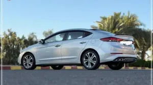 سياره للبيع