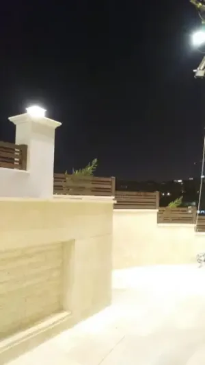 شقه طابقيه للبيع