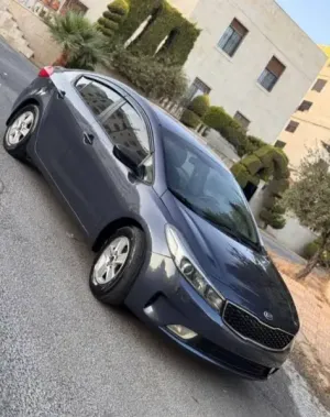 كيا سيراتو موديل 2014 للبيع
