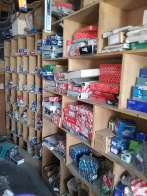 محل قطع غيار سيارات جديد///// للبيع للبيع للبيع