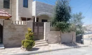 بيت مستقل دوبلكس للبيع في عمّان – أم نوارة