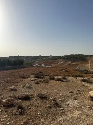 ارض للبيع من اراضي  جنوب غرب عمان ـ ناعور