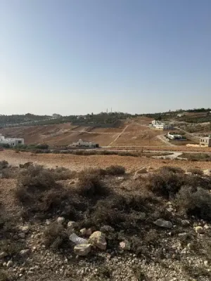 ارض للبيع من اراضي  جنوب غرب عمان ـ ناعور