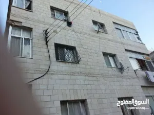 سطح خالي من البناء في الذراع الشمالي في عمان