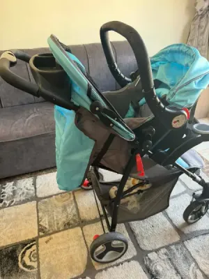 عربة أطفال مع كارسيت طقم