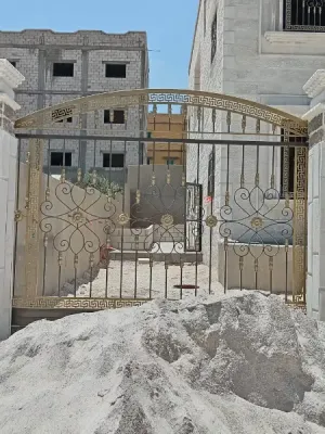 حداد متنقل تفصيل وصيانة كافة اعمال الحداده