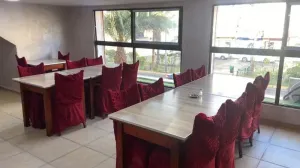 عمارة تجارية مميزة في شارع الكورنيش للبيع