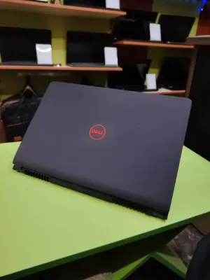 لابتوب دبل قيمنق للبيع